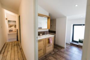 Maisons de vacances Charmante maison de village au coeur de Saint-Remy : photos des chambres