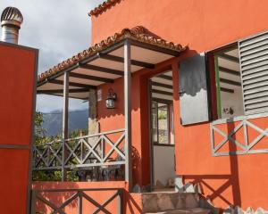 Mountain Getaway for Hikers 1