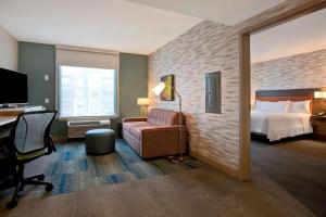 One-Bedroom King Suite - Non-Smoking room in Home2 Suites By Hilton Carmel Indianapolis