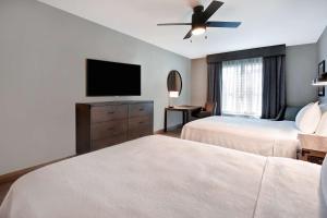 One-Bedroom Queen Suite with Two Queen Beds - Non-Smoking room in Homewood Suites by Hilton Tuscaloosa Downtown AL