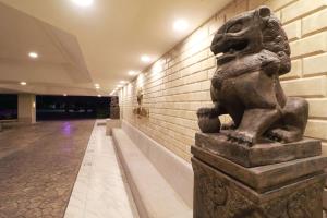 MS Milenium Monterrey Curio Collection by Hilton