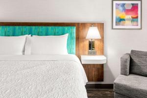 King Studio Suite - Non-Smoking room in Hampton Inn & Suites Tigard