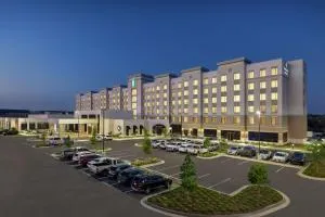 Embassy Suites by Hilton Round Rock - 圆石城