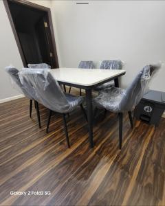 شقه كلاسك ثلاث غرف