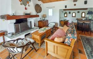 Maisons de vacances Beautiful Home In La Gueriniere With Wifi And 3 Bedrooms : photos des chambres