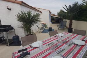 Villas Jolie Villa a 400m des plages de sable : photos des chambres