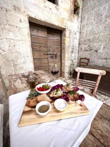 Via Civita 28, 75100, Matera, Basilicata, Italy.