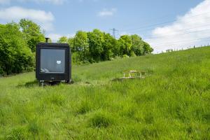 Secluded Offgrid Cabin w Sunset View & Fireplace