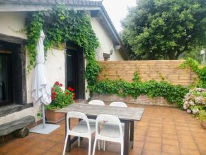 Casa con jardín y terraza privados, cerca del mar