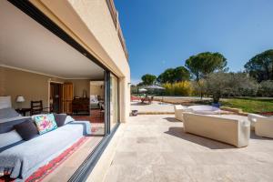 Villas Belle villa contemporaine de 300m2 avec piscine : photos des chambres