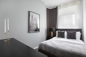 Stylish 2BD with Washer and Dryer near Times Square