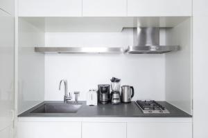 Stylish 2BD with Washer and Dryer near Times Square