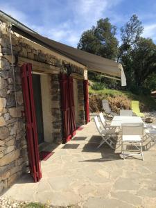 Maisons de vacances Maison de 4 chambres avec piscine partagee et jardin clos a Saint Julien de la Nef : photos des chambres