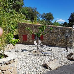 Maisons de vacances Maison de 4 chambres avec piscine partagee et jardin clos a Saint Julien de la Nef : photos des chambres