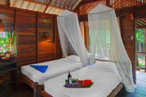 Khao Sok Riverside Cottages
