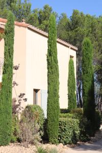 Appartements LUBERON, magnifique Residence Golf de Provence, Piscine, Fitness, Tennis : photos des chambres