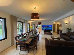 Villas Splendide villa avec piscine : Villa