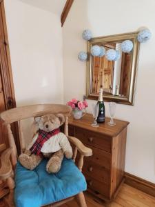 The Old School Caeathro, Snowdon, Eryri and Yr Wydffa Cottages