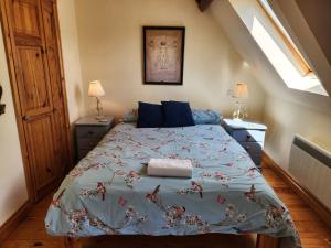 The Old School Caeathro, Snowdon, Eryri and Yr Wydffa Cottages