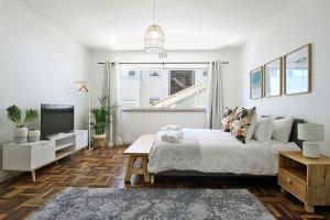 Sandringham Studio 56