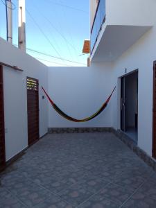 Estrela Apartamento 2 terreo - Quarto e sala com cozinha americana na praia do prea-Ce