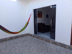 Estrela Apartamento 2 terreo - Quarto e sala com cozinha americana na praia do prea-Ce