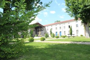 Hotels Logis Domaine des Chais : photos des chambres