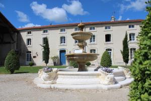 Hotels Logis Domaine des Chais : photos des chambres