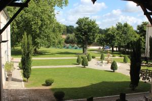 Hotels Logis Domaine des Chais : photos des chambres