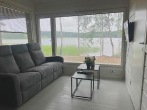 Lake Cottage with sauna (near City)