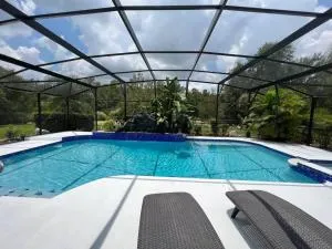 Reads Villa - Johnson