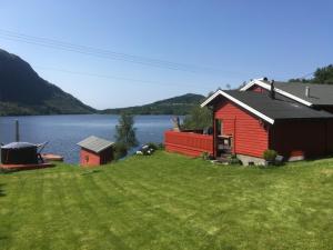 hotelImage