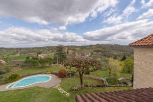 Maisons de vacances L Oustal, piscine privee Gite 4 etoiles : photos des chambres