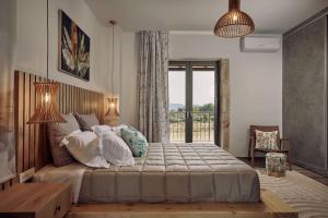 Villa Arianna, close to the beach! by MindYourVilla