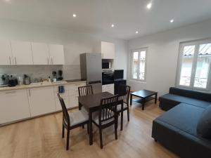 T3 rénové en 2023, Intra muros Avignon