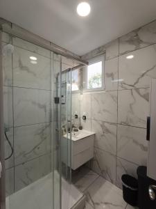 T3 rénové en 2023, Intra muros Avignon