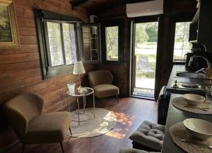 Tentes de luxe Roulotte / Tiny House dans les Alpilles : photos des chambres
