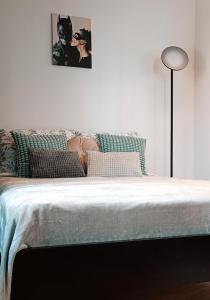 Duży prywatny pokój blisko Starego Miasta. Pokój 7