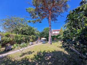 Comfortable house 45m2, 20 min to Paris with BBQ and shared private garden