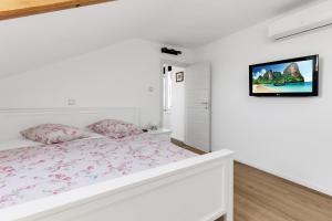 Luxury Dante Apartment with terrace