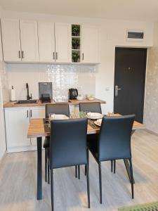 Apartman Holiday 1 - Srebrno jezero