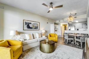 Calypso Resort Tower 3 Unit 711