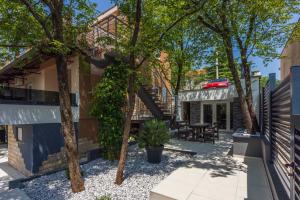 Apartments Plemmy - 3hvězdičkové hotely ve městě Jadranovo