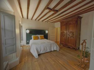 Appartements LIVING'Melun, la campagne a Melun ! : Chambre Double Deluxe avec Baignoire