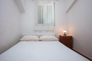 Apartments by the sea Razanj, Rogoznica - 21529