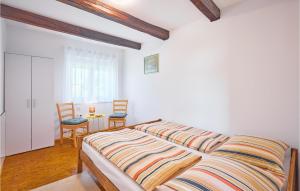 Awesome Home In Samobor