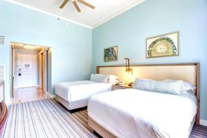 Stunning Studio Apartment Located at the Ritz Carlton-Key Biscayne