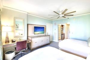 Stunning Studio Apartment Located at the Ritz Carlton-Key Biscayne