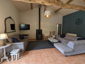 Maisons de vacances Gite Lessac, 4 pieces, 8 personnes - FR-1-653-240 : photos des chambres