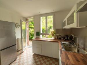 Maisons de vacances Charming cottage in the heart of the port city, Dieppe, Alabaster Coast : photos des chambres